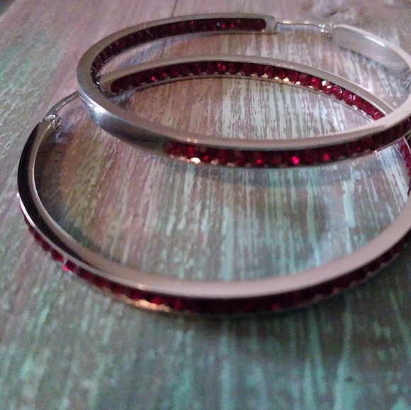 Bright Red Rhinestone Silver Hoop Earrings Big Sparkle Crystal Channel Hoops New - Picture 3 of 12